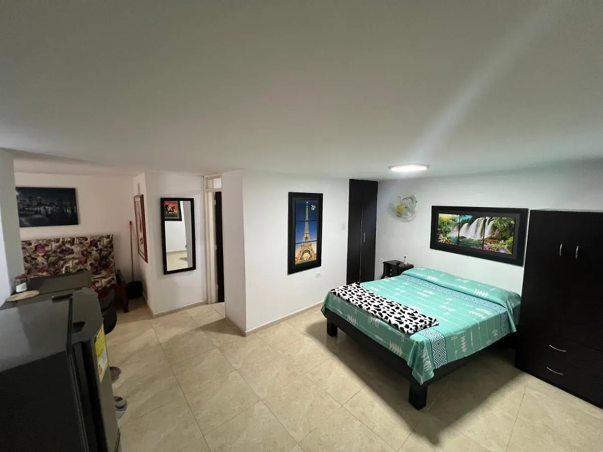 Apartaestudio Espacioso Y Comodo Cali